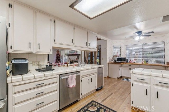 6479 N Blosser, Fresno, CA 93711