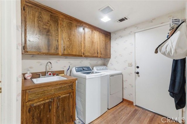 6479 N Blosser, Fresno, CA 93711