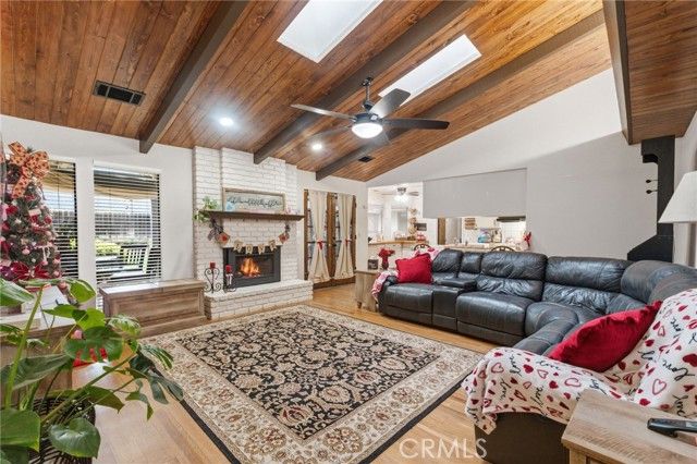 6479 N Blosser, Fresno, CA 93711