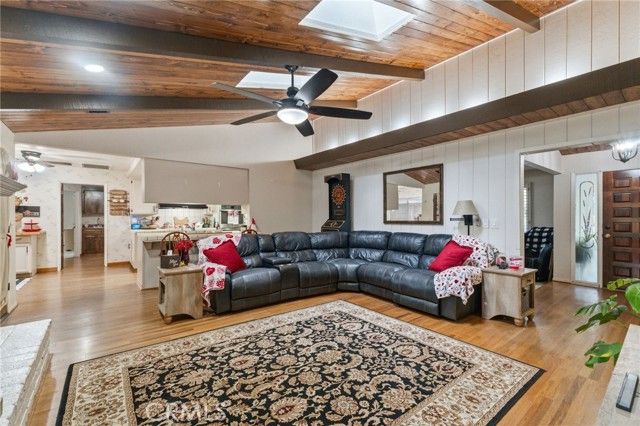 6479 N Blosser, Fresno, CA 93711