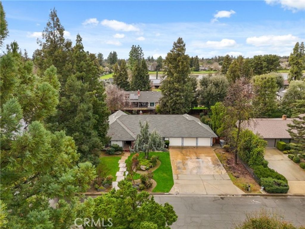 6479 N Blosser, Fresno, CA 93711