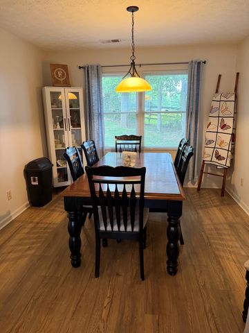 407 Sweetbay Court, Versailles, KY 40383