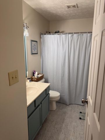 407 Sweetbay Court, Versailles, KY 40383