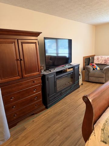 407 Sweetbay Court, Versailles, KY 40383