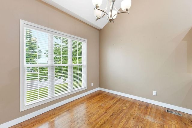 502 Alexandria Court, Gower, MO 64454