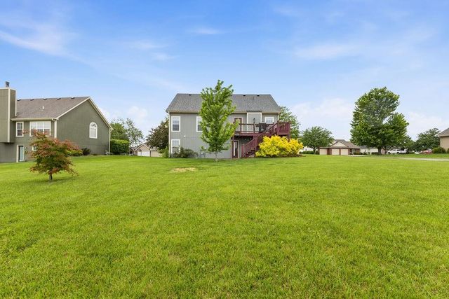 502 Alexandria Court, Gower, MO 64454