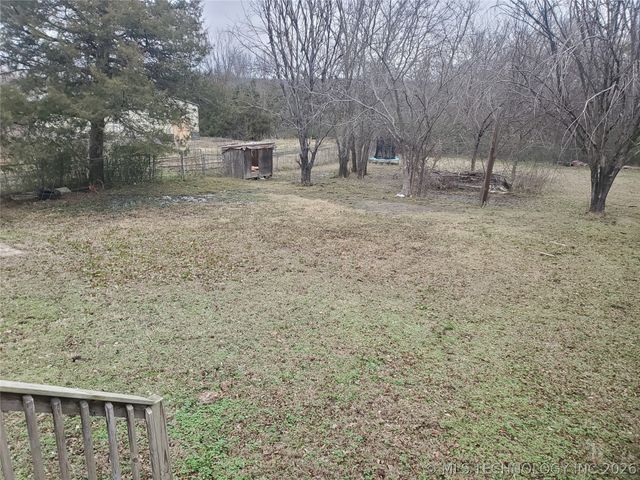 300 SE Johnson, Canadian, OK 74425