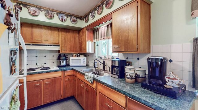 1195 New Milford Road, Atwater, OH 44201