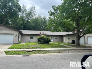 1400 Shiloh Dr Apt B C, Springfield, IL 62704