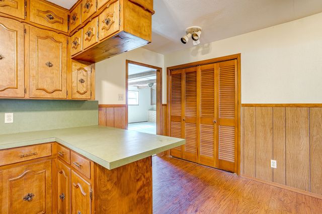 4945 Flagstone Drive, Fort Worth, TX 76114