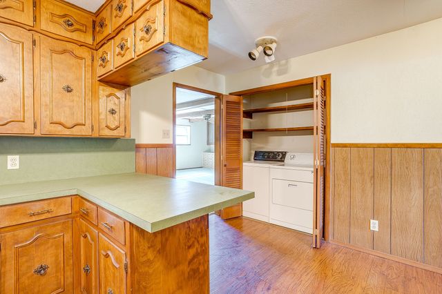 4945 Flagstone Drive, Fort Worth, TX 76114