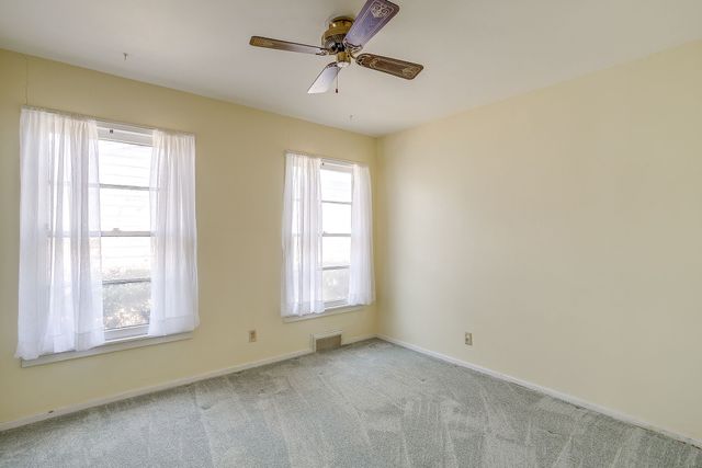 4945 Flagstone Drive, Fort Worth, TX 76114