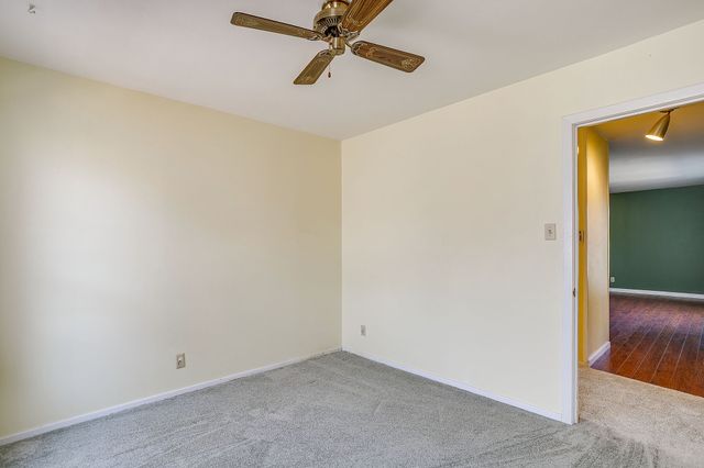 4945 Flagstone Drive, Fort Worth, TX 76114