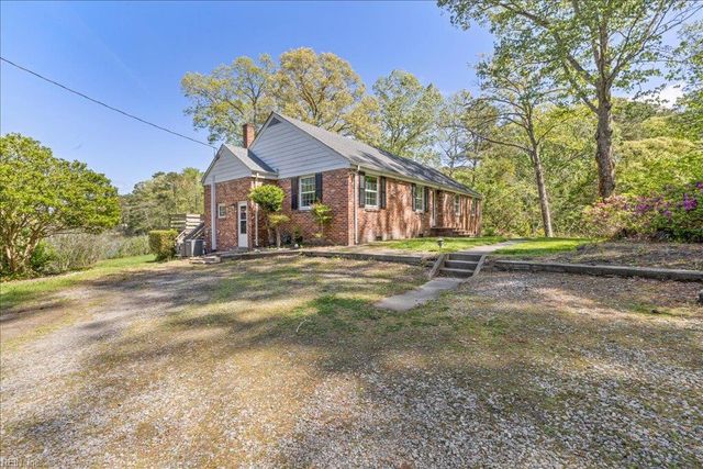 3916 Thalia DR, Virginia Beach, VA 23455