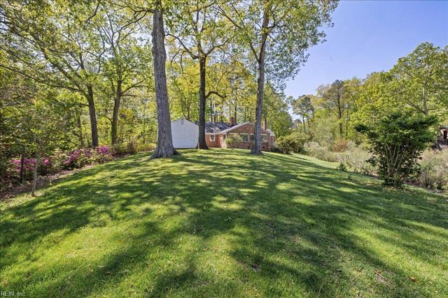 3916 Thalia DR, Virginia Beach, VA 23455