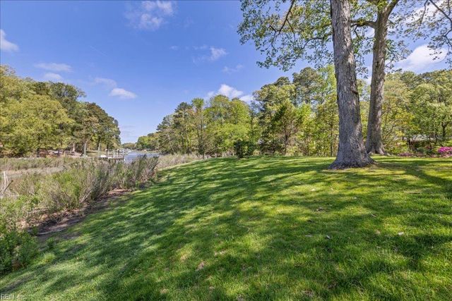 3916 Thalia DR, Virginia Beach, VA 23455