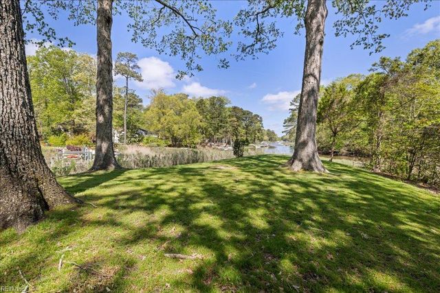 3916 Thalia DR, Virginia Beach, VA 23455