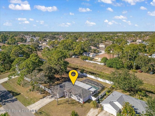 551 Brickell Street SE, Palm Bay, FL 32909