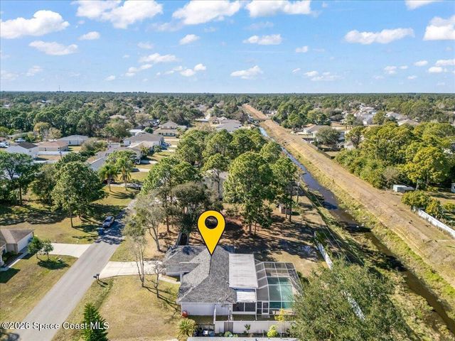 551 Brickell Street SE, Palm Bay, FL 32909