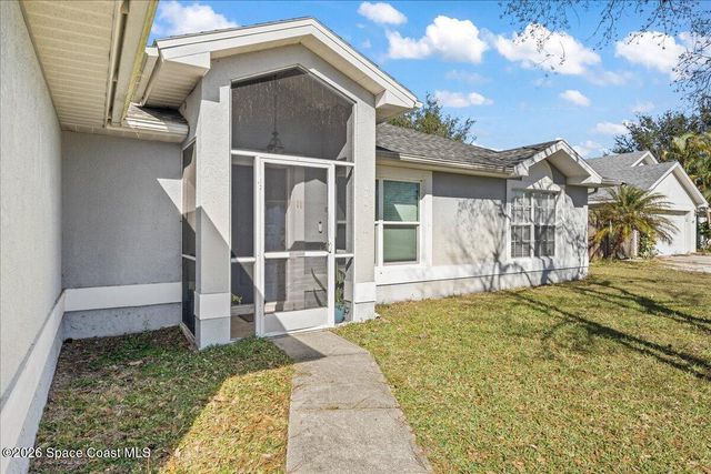 551 Brickell Street SE, Palm Bay, FL 32909