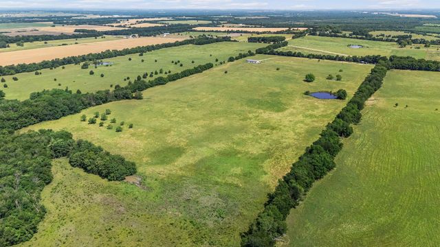 2900 Fm 198 E, Lake Creek, TX 75450
