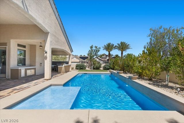 2202 Stage Stop Drive, Henderson, NV 89052