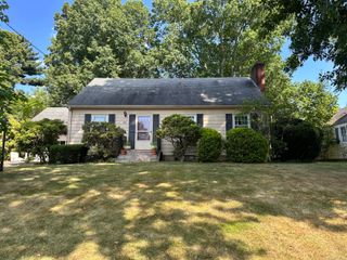 80 Dryden Drive, Meriden, CT 06450