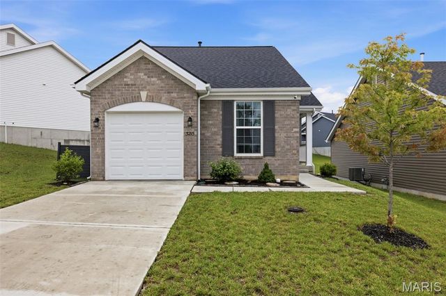 3215 White Pine Drive, Imperial, MO 63052