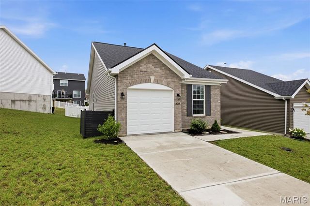 3215 White Pine Drive, Imperial, MO 63052