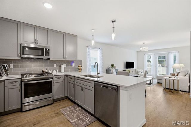 3215 White Pine Drive, Imperial, MO 63052