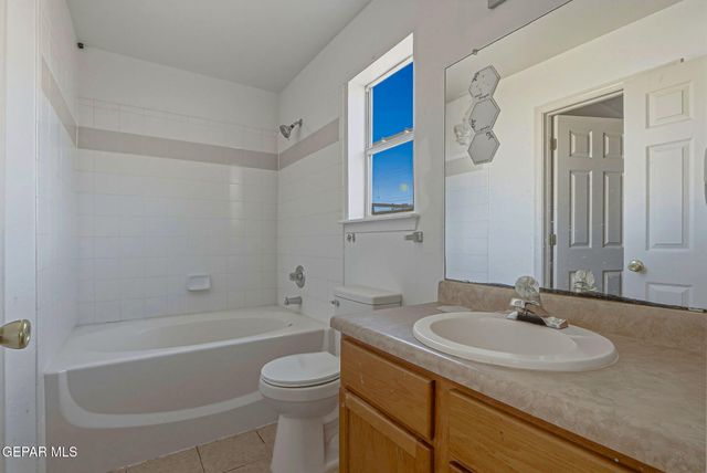 3836 TIERRA ROCA Place, El Paso, TX 79938