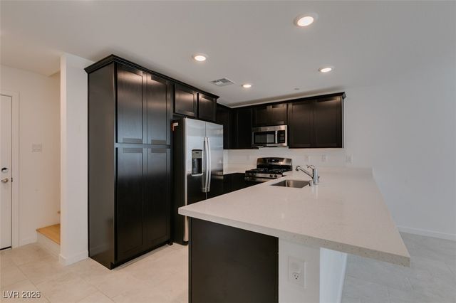 10777 Paget Court, Las Vegas, NV 89166