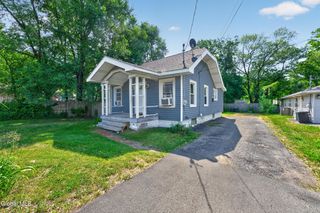 15 Vly Road, Colonie, NY 12205