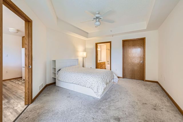 820 Emerald Street 402, Saint Paul, MN 55114
