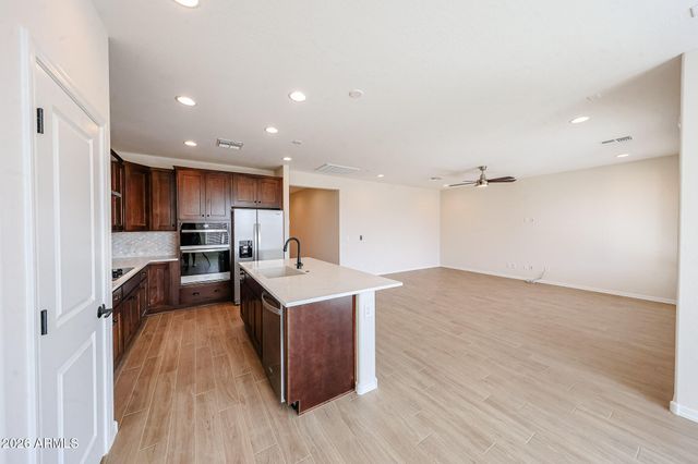 25465 N 172ND Drive, Surprise, AZ 85387