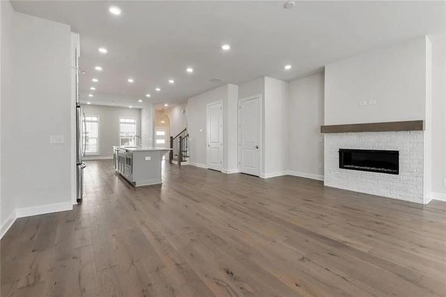 4317 Parkside Place, Atlanta, GA 30342