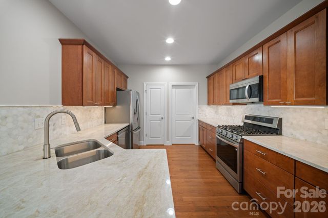 14 Rose Creek Road, Leicester, NC 28748