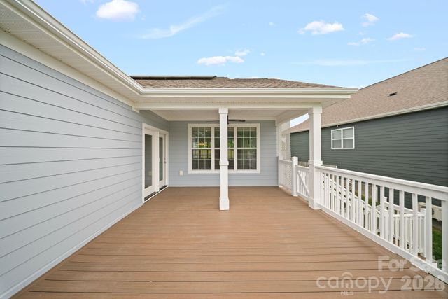 14 Rose Creek Road, Leicester, NC 28748