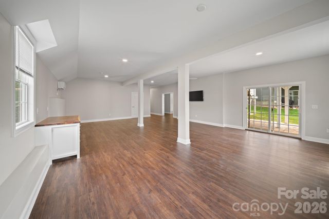 14 Rose Creek Road, Leicester, NC 28748