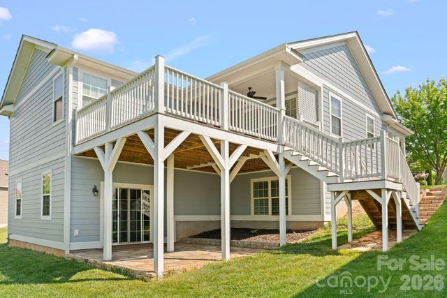 14 Rose Creek Road, Leicester, NC 28748