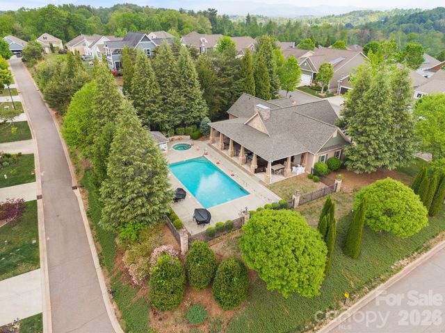 14 Rose Creek Road, Leicester, NC 28748