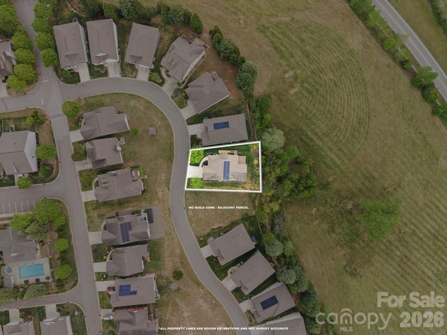 14 Rose Creek Road, Leicester, NC 28748
