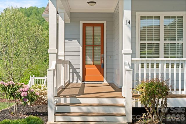 14 Rose Creek Road, Leicester, NC 28748