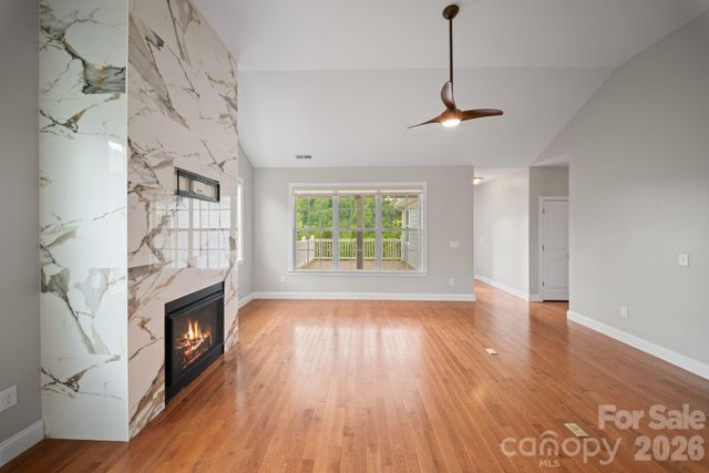 14 Rose Creek Road, Leicester, NC 28748