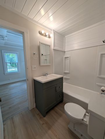 417 S Magnolia Ave., Andrews, SC 29510