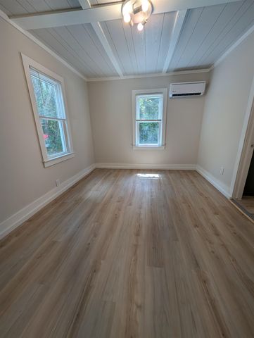 417 S Magnolia Ave., Andrews, SC 29510