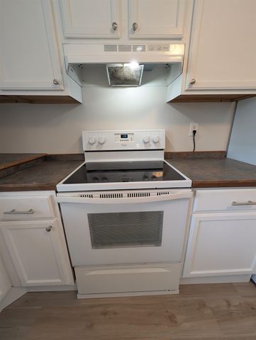 417 S Magnolia Ave., Andrews, SC 29510
