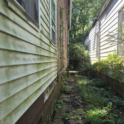 5387 Cooper Street, Detroit, MI 48213