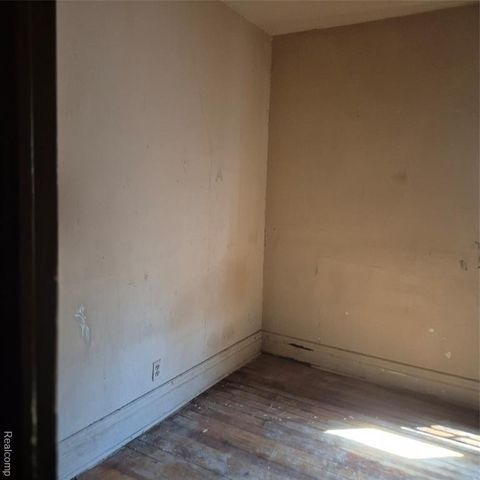 5387 Cooper Street, Detroit, MI 48213