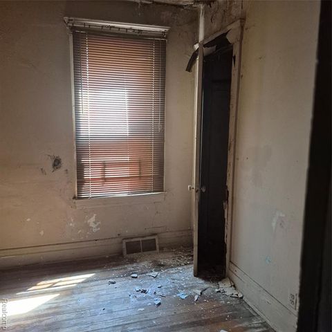 5387 Cooper Street, Detroit, MI 48213